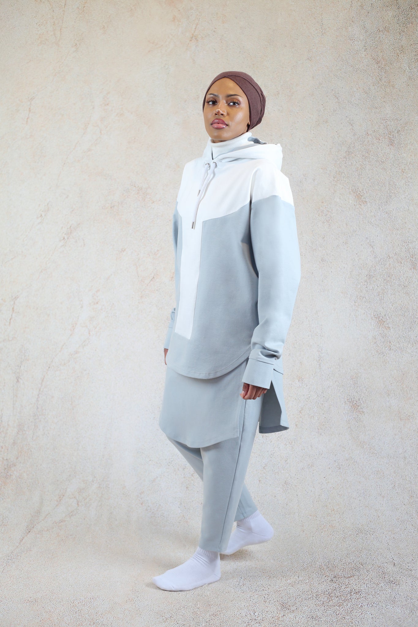 Short Panel Trousers