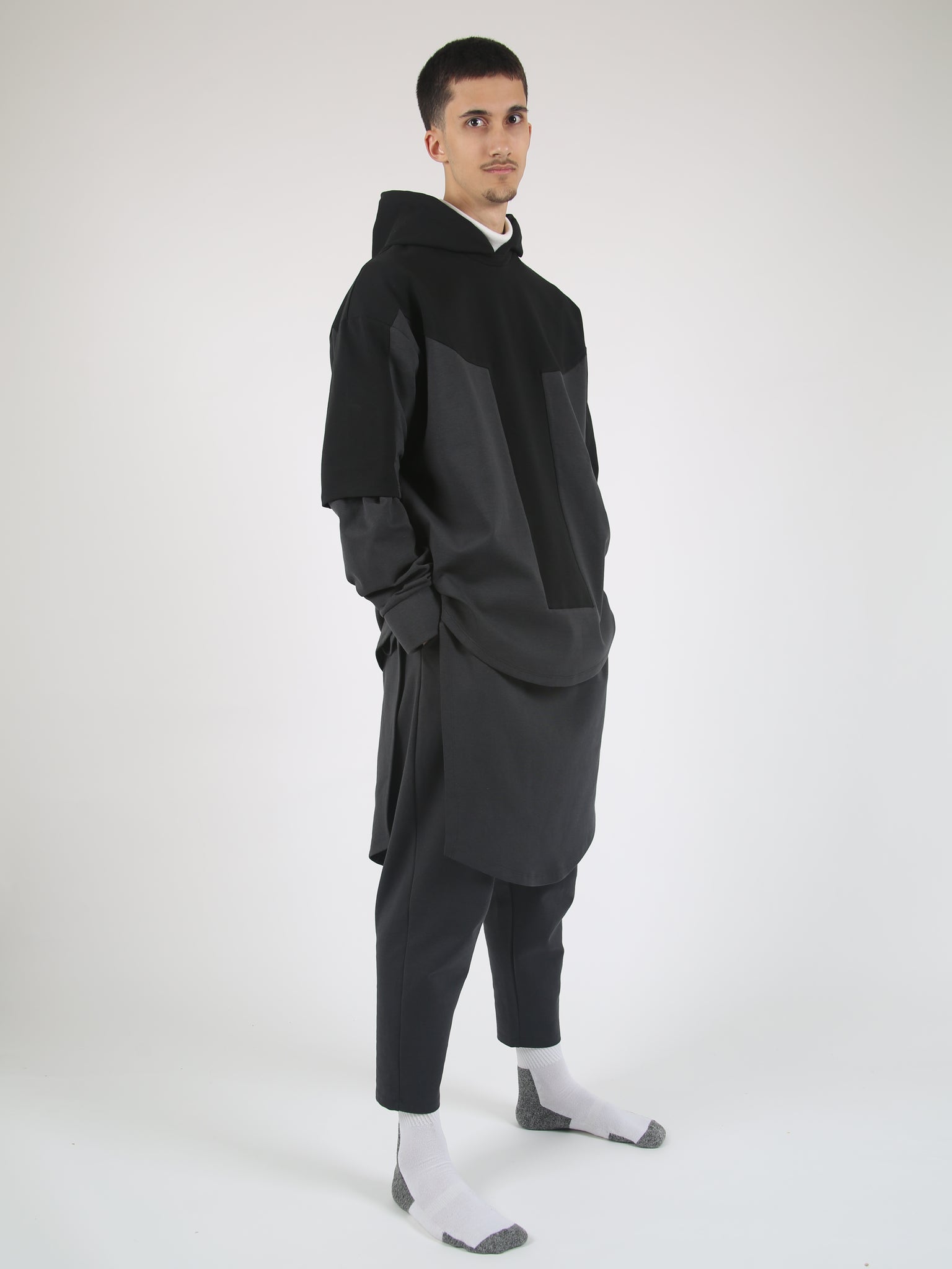 Short Panel Trousers