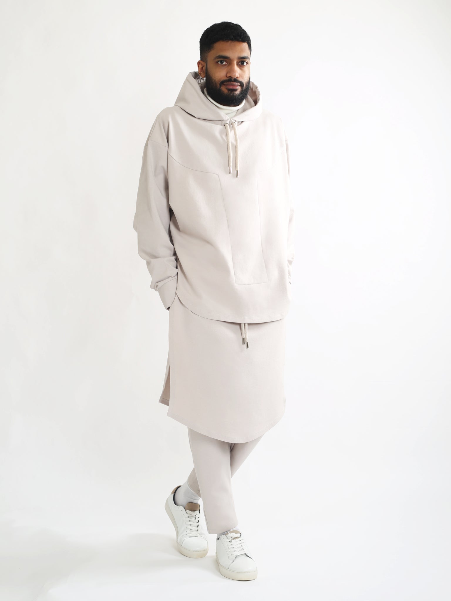 Short Panel Trousers
